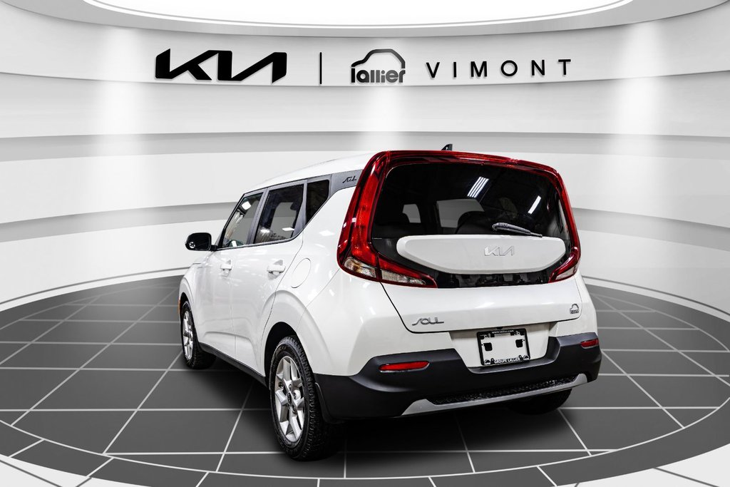 2022 Kia Soul EX in Montréal, Quebec - 14 - w1024h768px