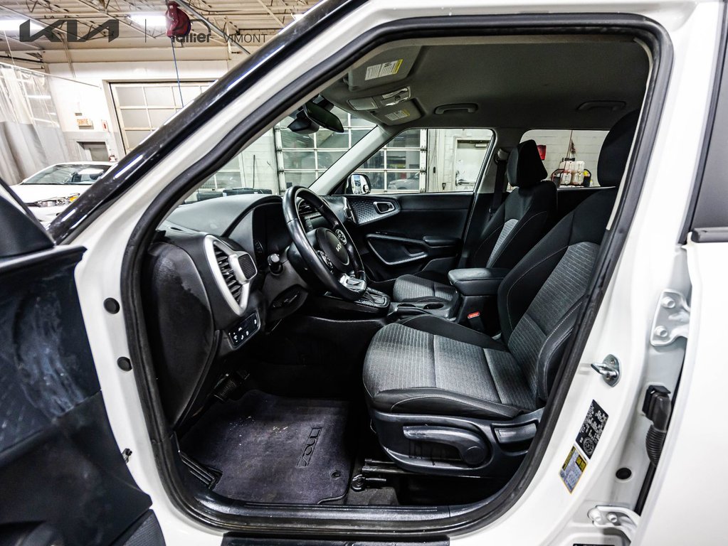 2022 Kia Soul EX in Montréal, Quebec - 9 - w1024h768px