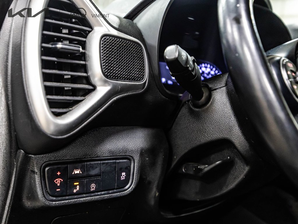 2022 Kia Soul EX in Montréal, Quebec - 23 - w1024h768px