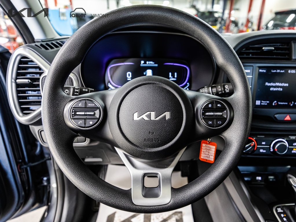 Kia Soul LX 2023 à , Québec - 21 - w1024h768px