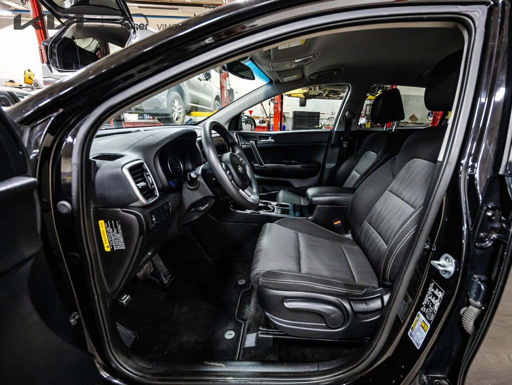 2020 Kia Sportage LX in Montréal, Quebec - 9 - w1024h768px