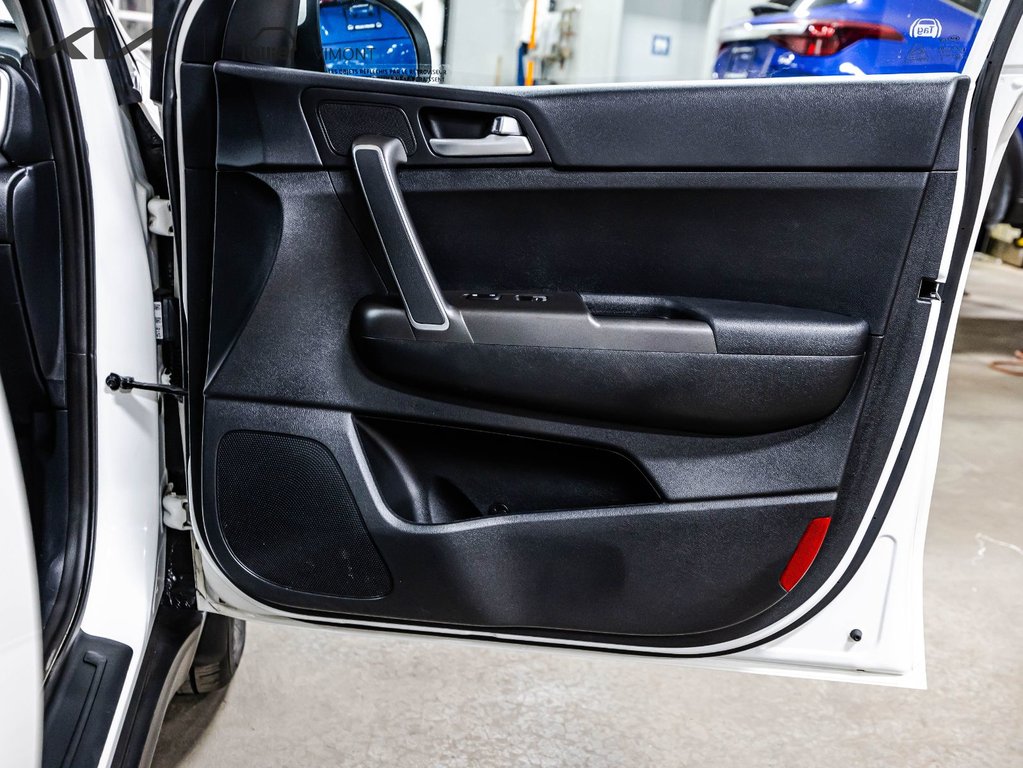 Kia Sportage LX 2022 à , Québec - 16 - w1024h768px