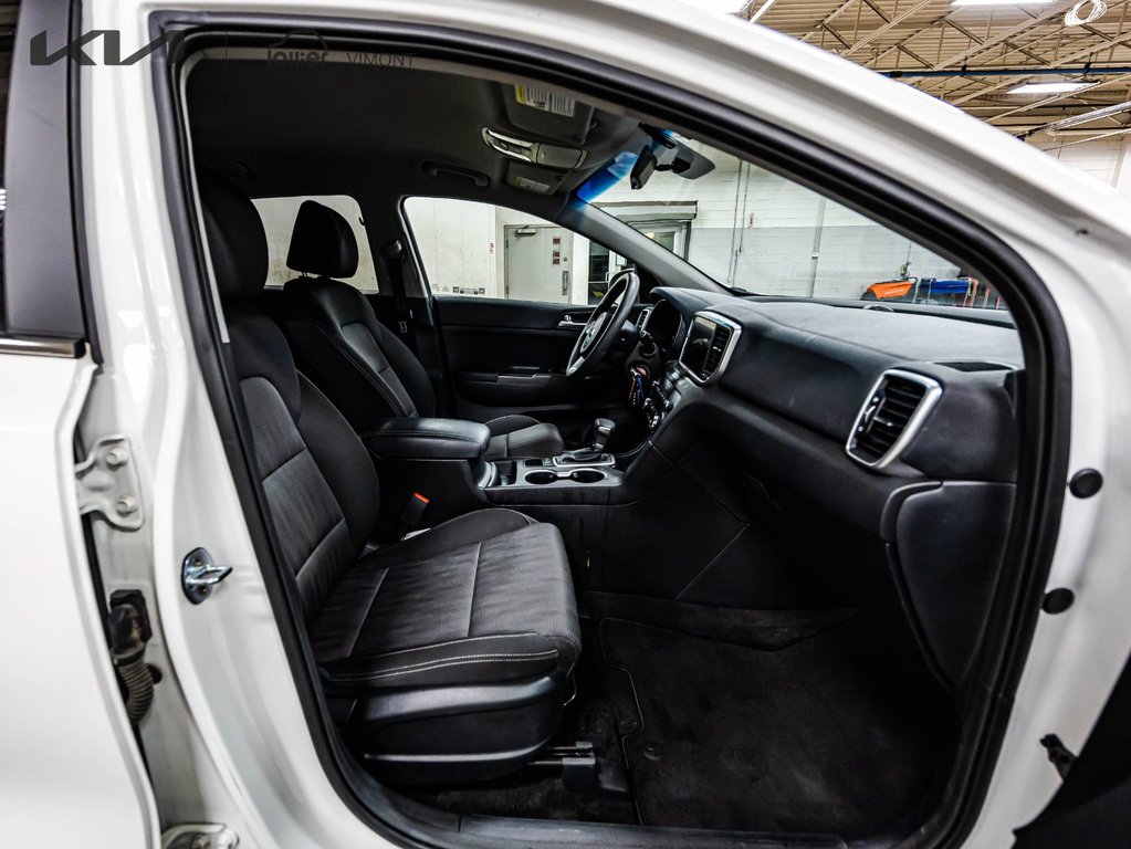 2022 Kia Sportage LX in , Quebec - 17 - w1024h768px