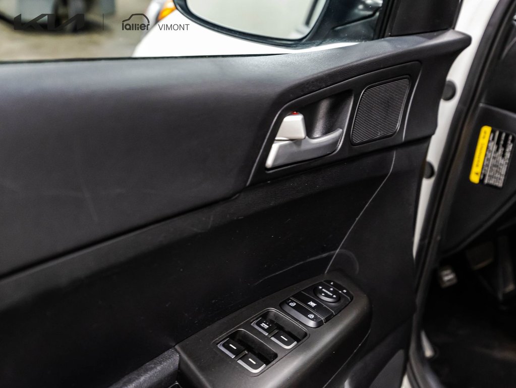 2022 Kia Sportage LX in , Quebec - 11 - w1024h768px