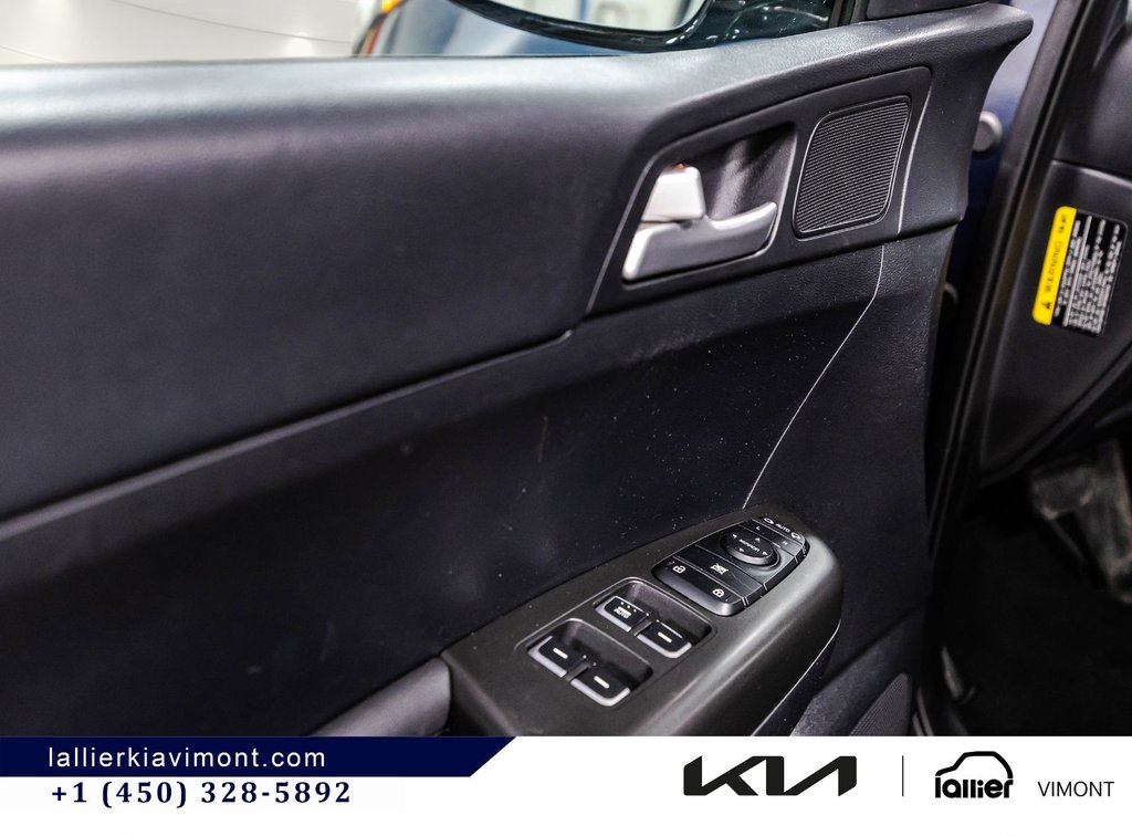 2022 Kia Sportage EX PREMIUM in Montréal, Quebec - 12 - w1024h768px