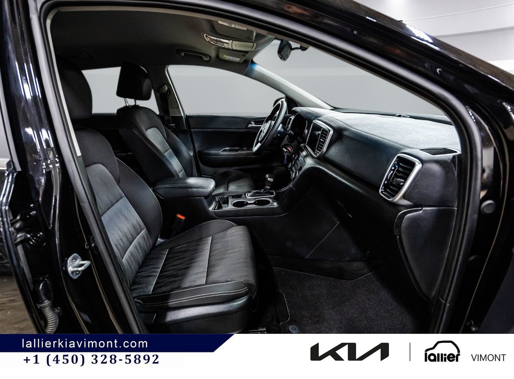 2022 Kia Sportage LX in Montréal, Quebec - 11 - w1024h768px