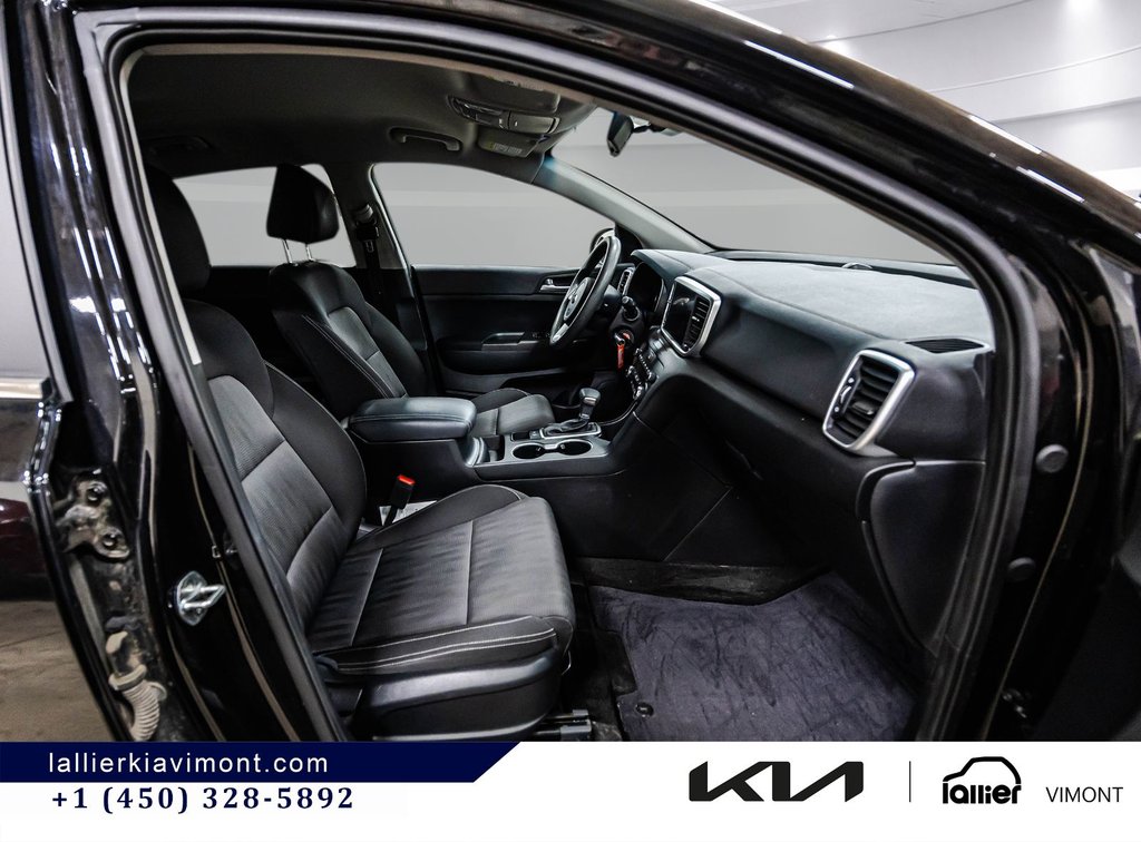 Kia Sportage LX 2022 à Montréal, Québec - 11 - w1024h768px