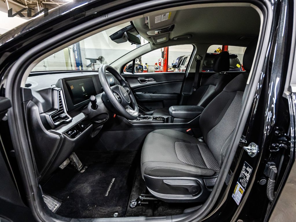 Kia Sportage LX 2023 à , Québec - 7 - w1024h768px