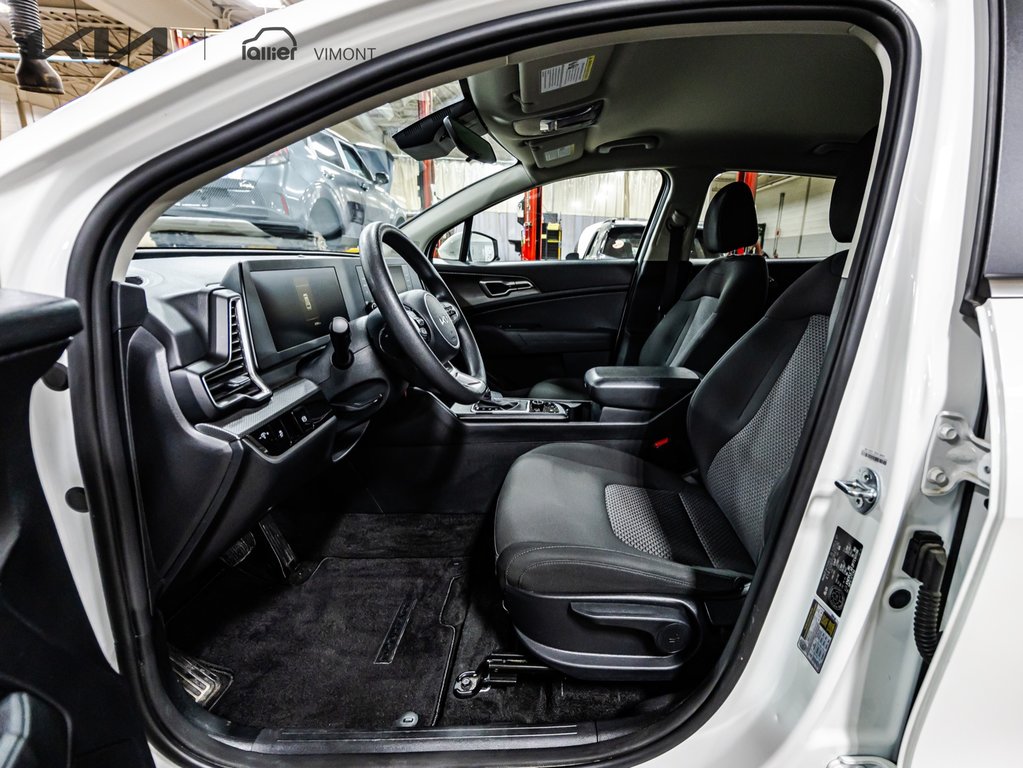 Kia Sportage LX 2023 à , Québec - 7 - w1024h768px
