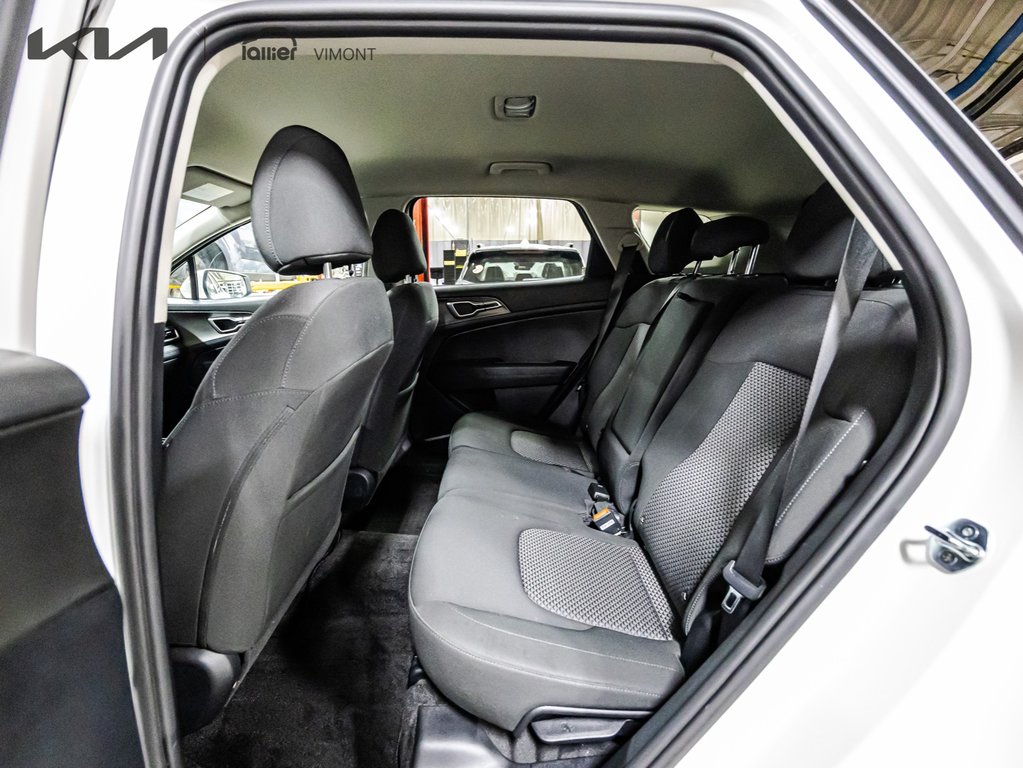 Kia Sportage LX 2023 à , Québec - 8 - w1024h768px