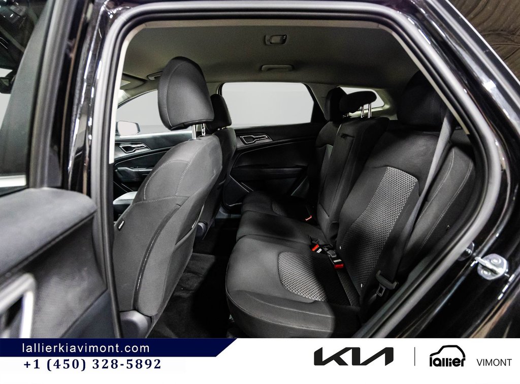 Kia Sportage LX 2023 à Montréal, Québec - 10 - w1024h768px