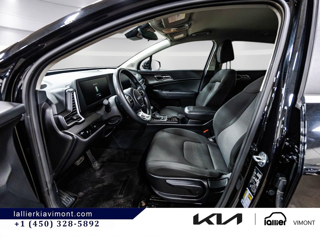 Kia Sportage LX 2023 à Montréal, Québec - 9 - w1024h768px