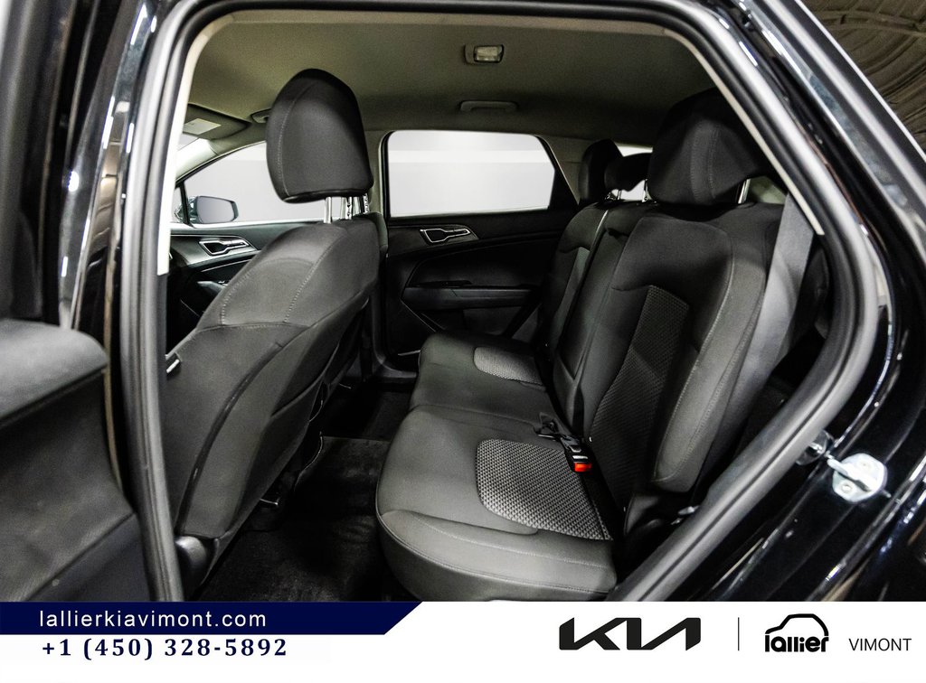 Kia Sportage LX 2023 à Montréal, Québec - 10 - w1024h768px