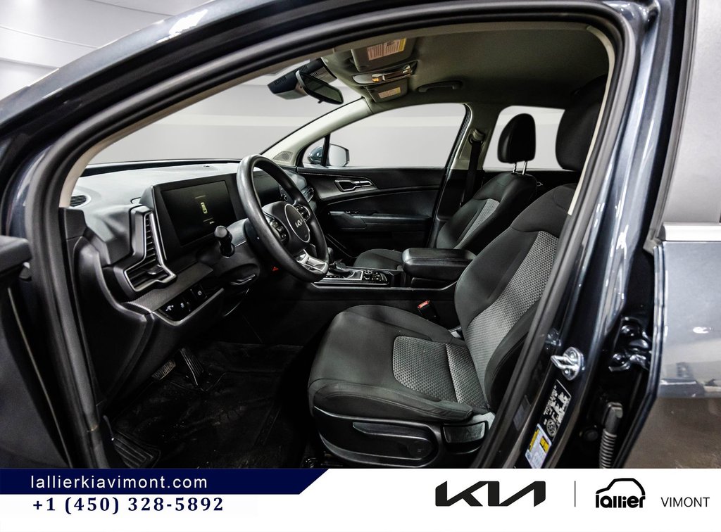 Kia Sportage LX 2023 à Montréal, Québec - 18 - w1024h768px