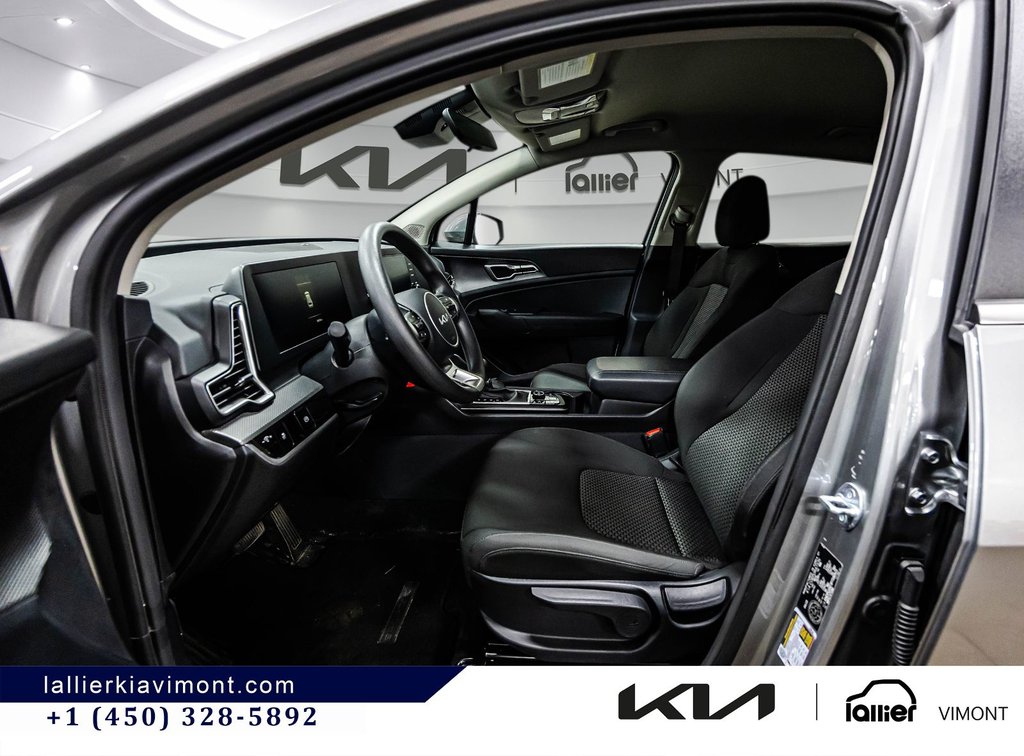 Kia Sportage LX 2023 à Montréal, Québec - 9 - w1024h768px