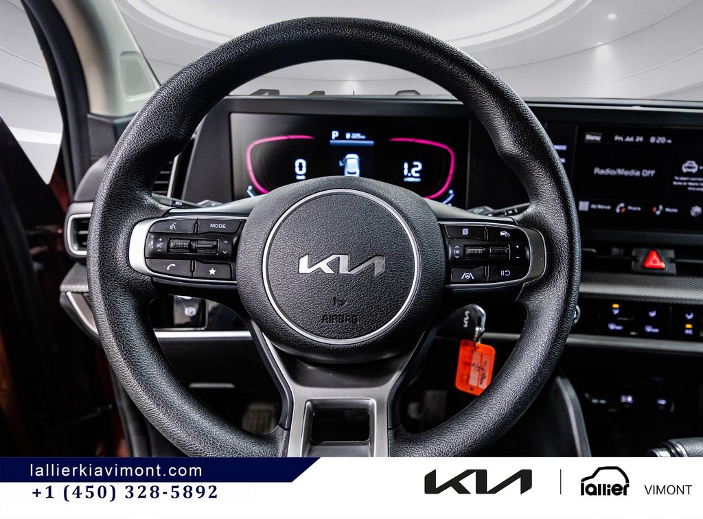 Kia Sportage LX 2023 à Montréal, Québec - 21 - w1024h768px