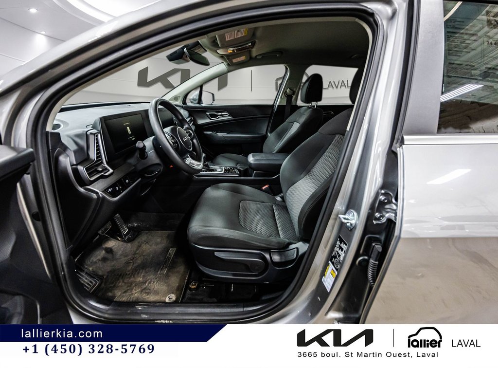 2023 Kia Sportage LX in Montréal, Quebec - 9 - w1024h768px