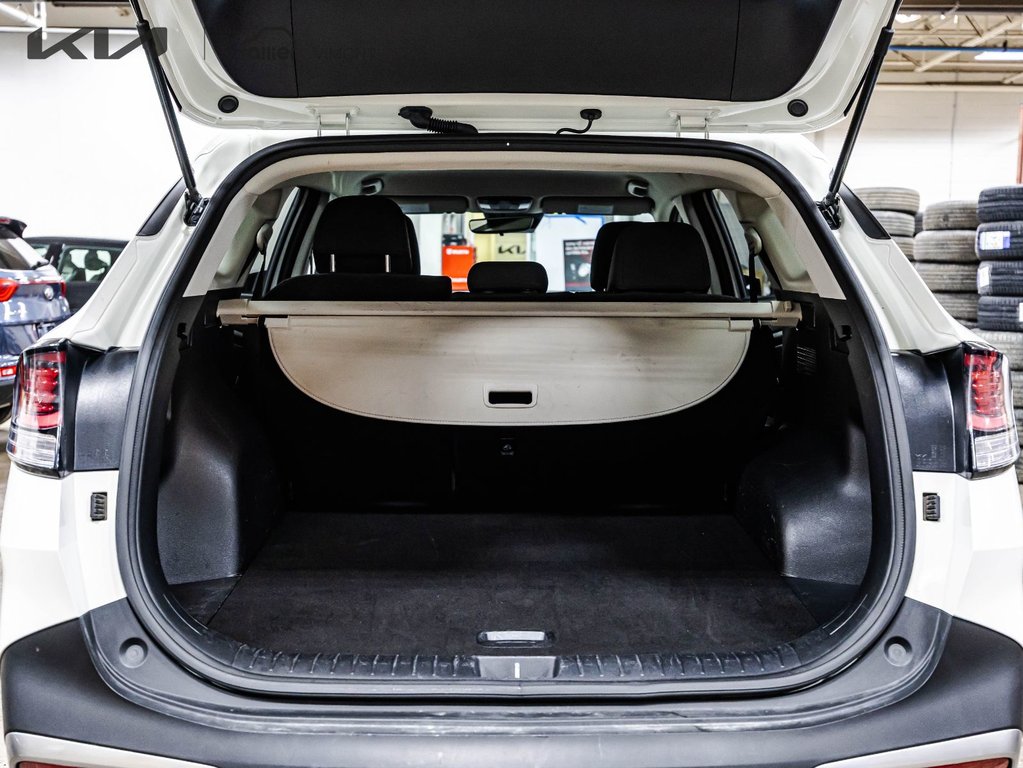 2024 Kia Sportage LX in Montréal, Quebec - 24 - w1024h768px