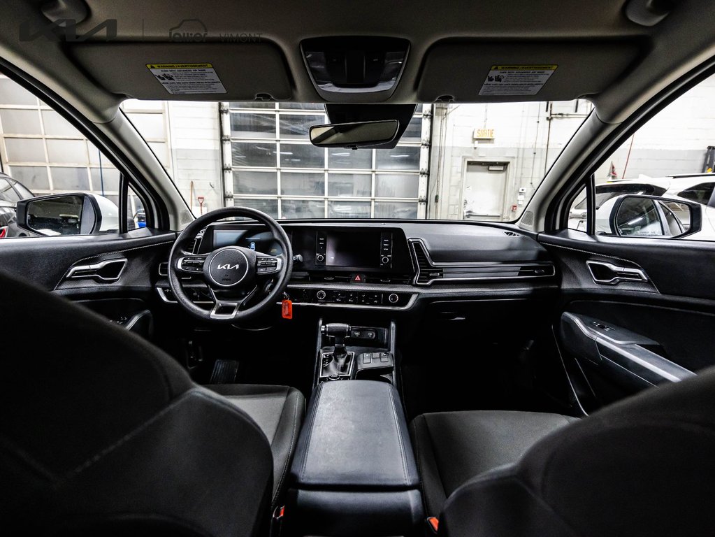 2024 Kia Sportage LX in Montréal, Quebec - 12 - w1024h768px