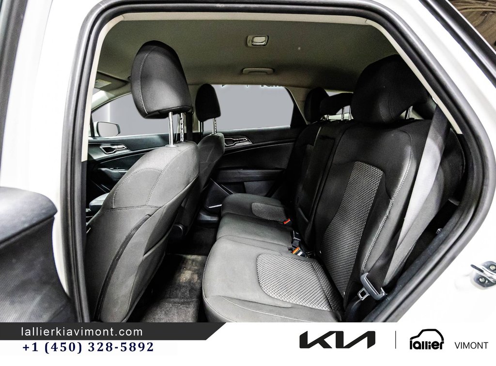 Kia Sportage LX 2024 à Montréal, Québec - 13 - w1024h768px