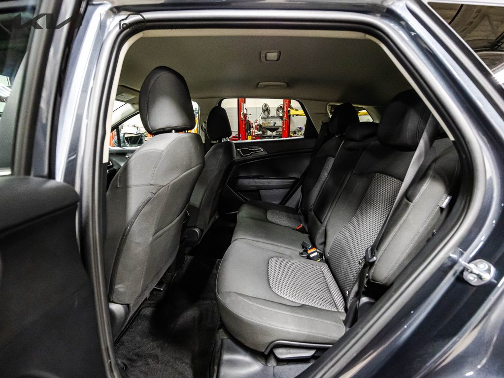 2025 Kia Sportage LX in , Quebec - 8 - w1024h768px