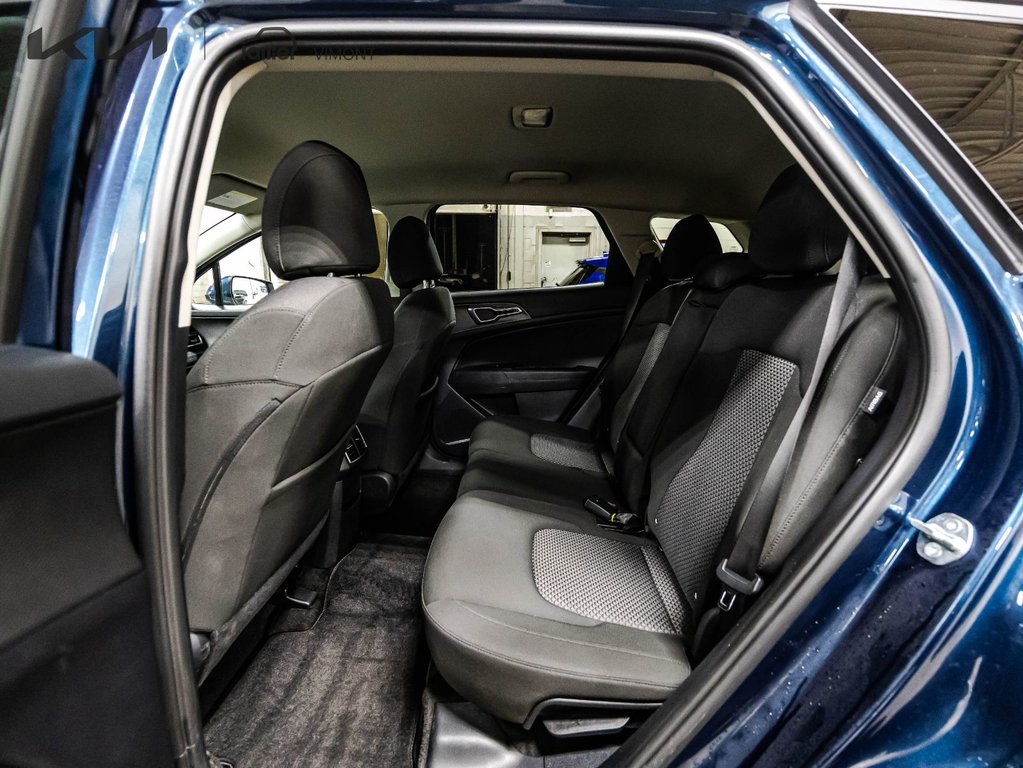 2025 Kia Sportage LX in , Quebec - 10 - w1024h768px