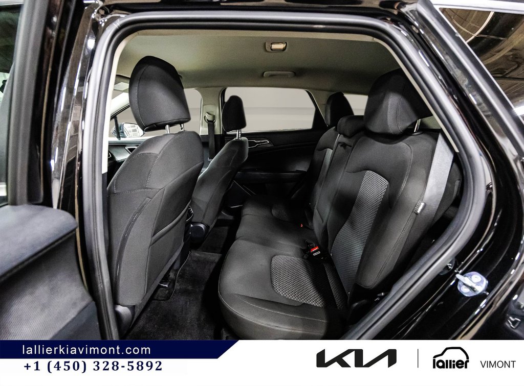 Kia Sportage LX 2025 à Montréal, Québec - 10 - w1024h768px