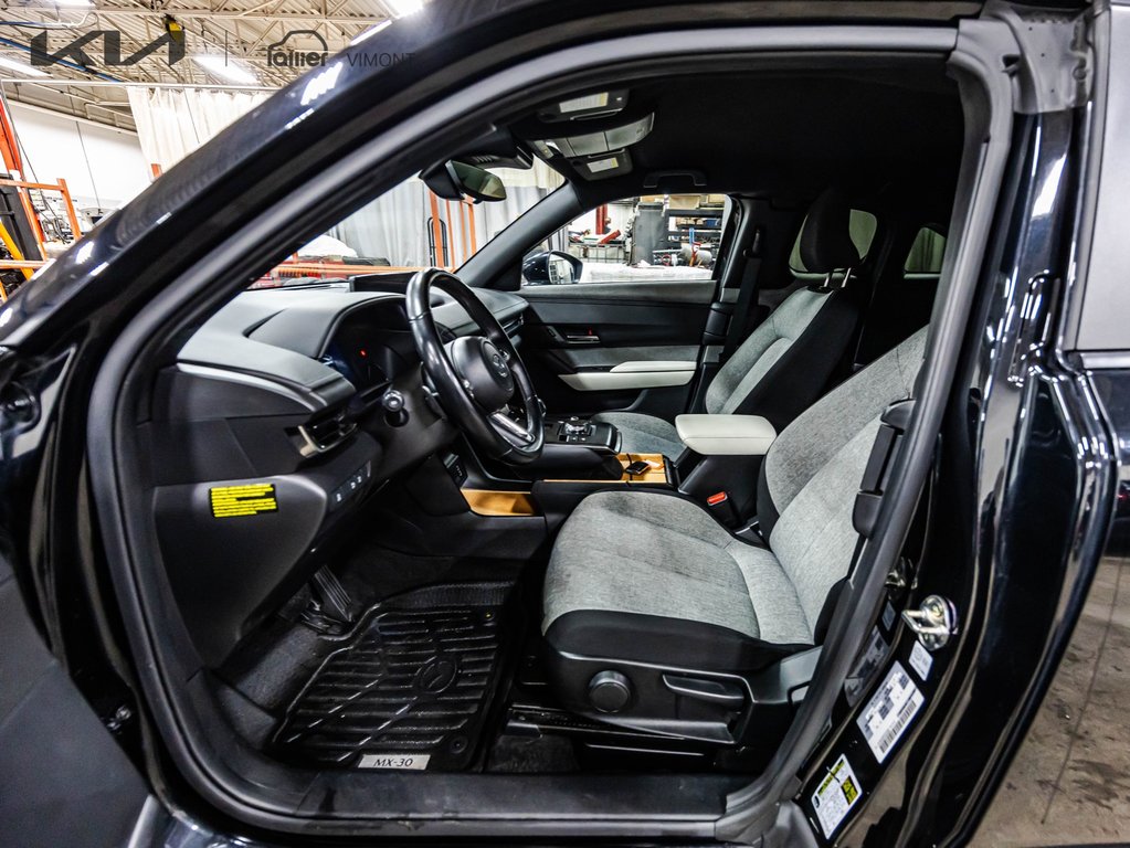 Mazda MX-30 EV GS 2023 à , Québec - 8 - w1024h768px