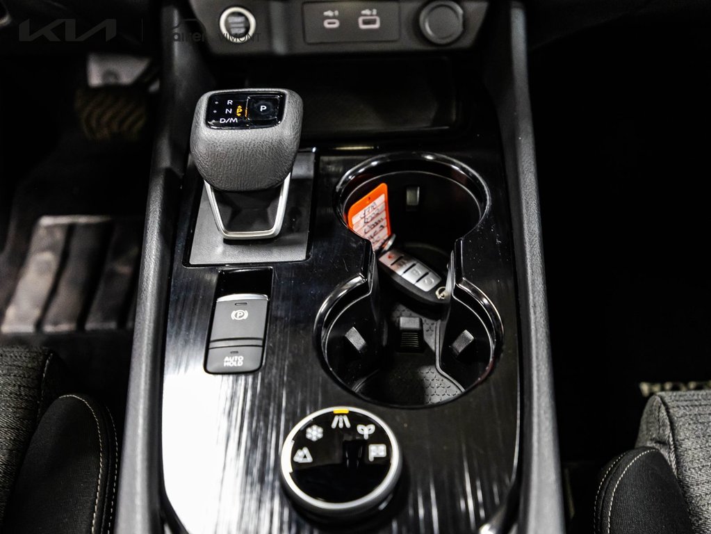 Nissan Rogue SV 2021 à , Québec - 22 - w1024h768px