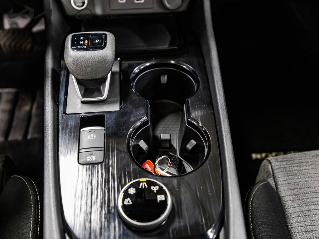 Nissan Rogue SV 2022 à , Québec - 22 - w1024h768px