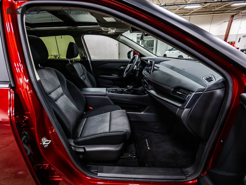 2024 Nissan Rogue SV Moonroof in , Quebec - 10 - w1024h768px