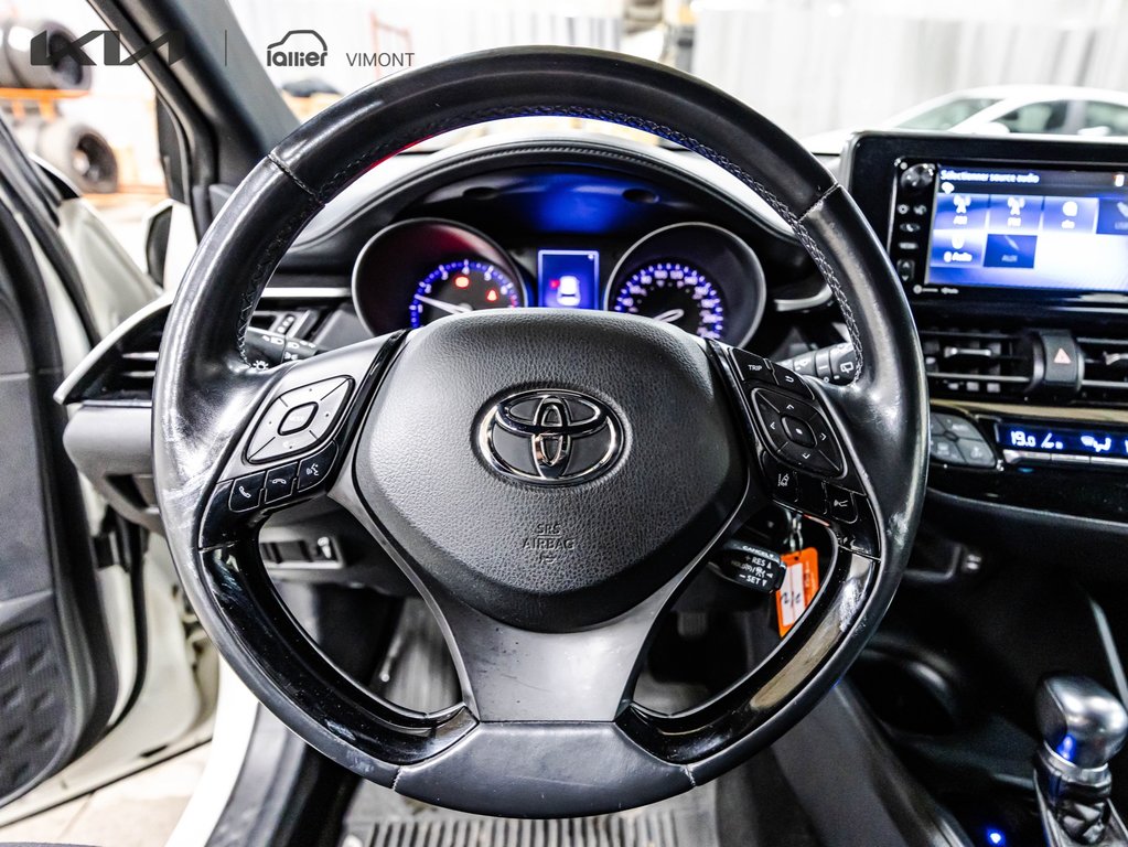 2018 Toyota C-HR XLE in , Quebec - 20 - w1024h768px