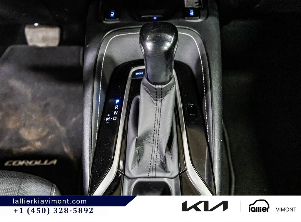 2022 Toyota Corolla Hatchback SE in Montréal, Quebec - 21 - w1024h768px