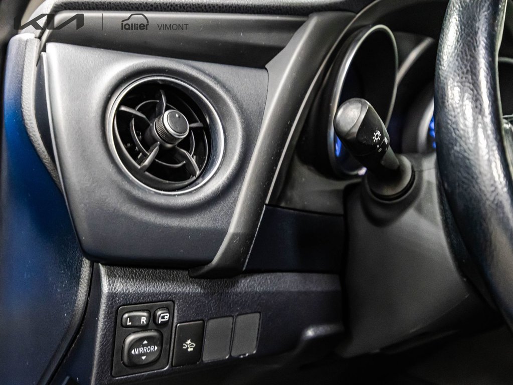 Toyota Corolla iM  2018 à , Québec - 22 - w1024h768px