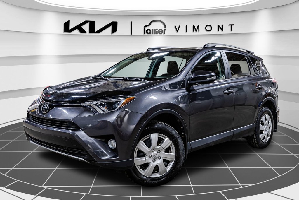 2018  RAV4 XLE in , Quebec - 1 - w1024h768px