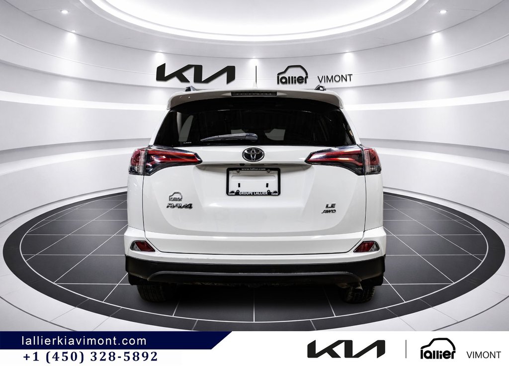 Toyota RAV4 LE 2018 à Montréal, Québec - 14 - w1024h768px