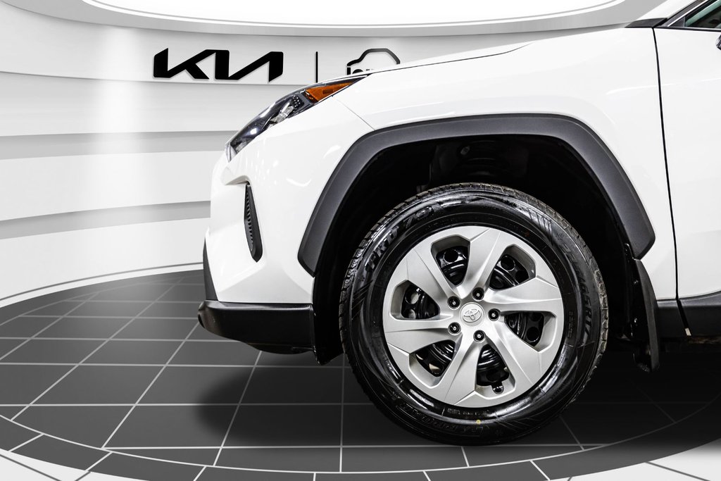 Toyota RAV4 LE 2023 à , Québec - 18 - w1024h768px