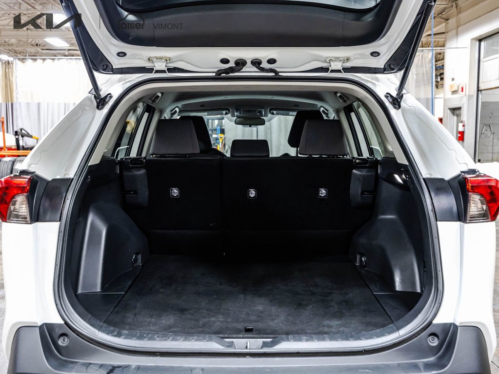 Toyota RAV4 LE 2023 à , Québec - 23 - w1024h768px