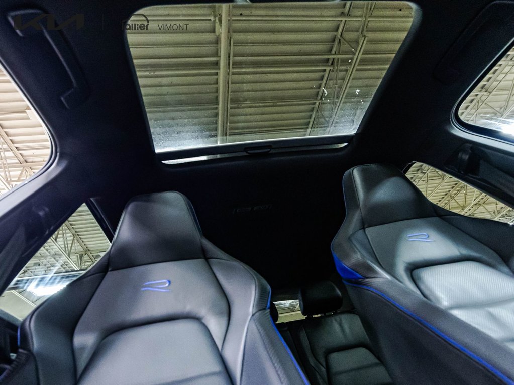 2024 Volkswagen Golf R DSG in Montréal, Quebec - 12 - w1024h768px