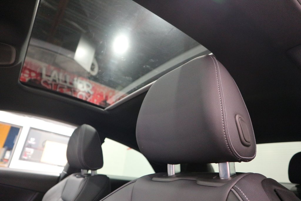 2022 Audi A5 Coupe Progressiv S-LINE*JAMAIS ACCIDENTÉ* in Quebec, Quebec - 14 - w1024h768px