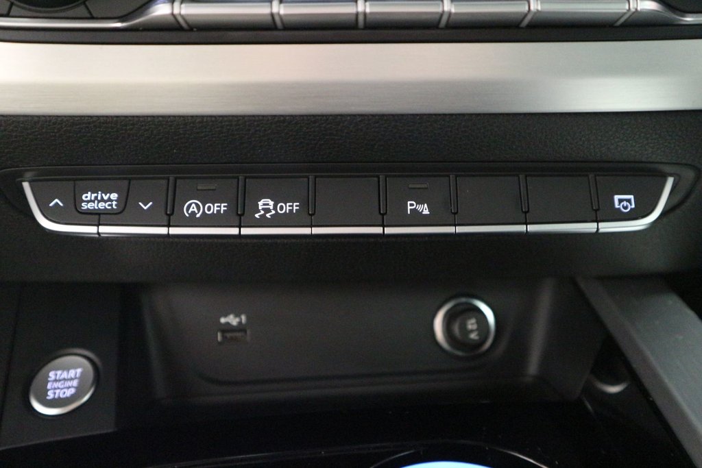 2022 Audi A5 Coupe Progressiv S-LINE*JAMAIS ACCIDENTÉ* in Quebec, Quebec - 26 - w1024h768px