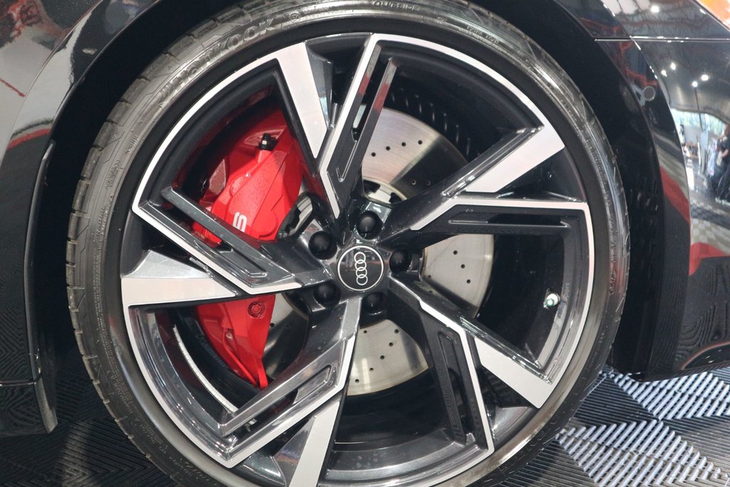 Audi RS 6 Avant *JAMAIS ACCIDENTÉ* 2023 à Québec, Québec - 11 - w1024h768px