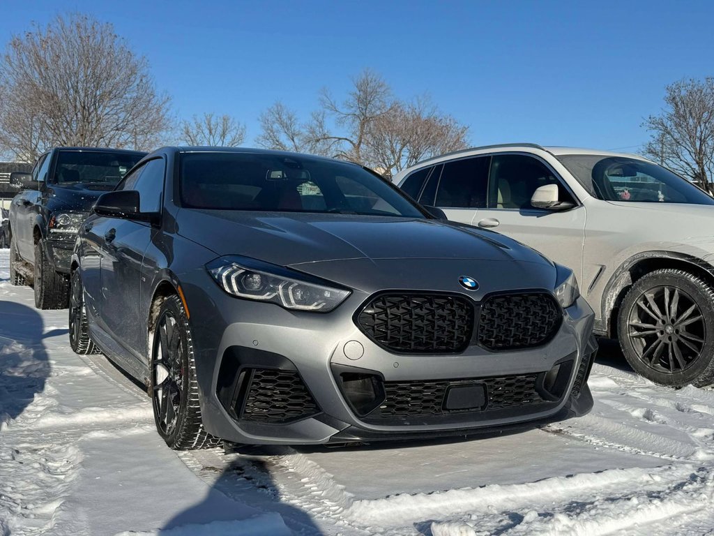 2022 BMW 2 Series M235i xDrive*TOIT PANORAMIQUE* in Quebec, Quebec - 1 - w1024h768px