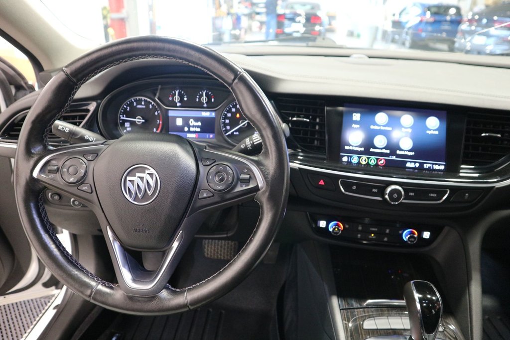 Buick Regal Sportback Essence*TOIT OUVRANT* 2019 à Quebec, Québec - 19 - w1024h768px