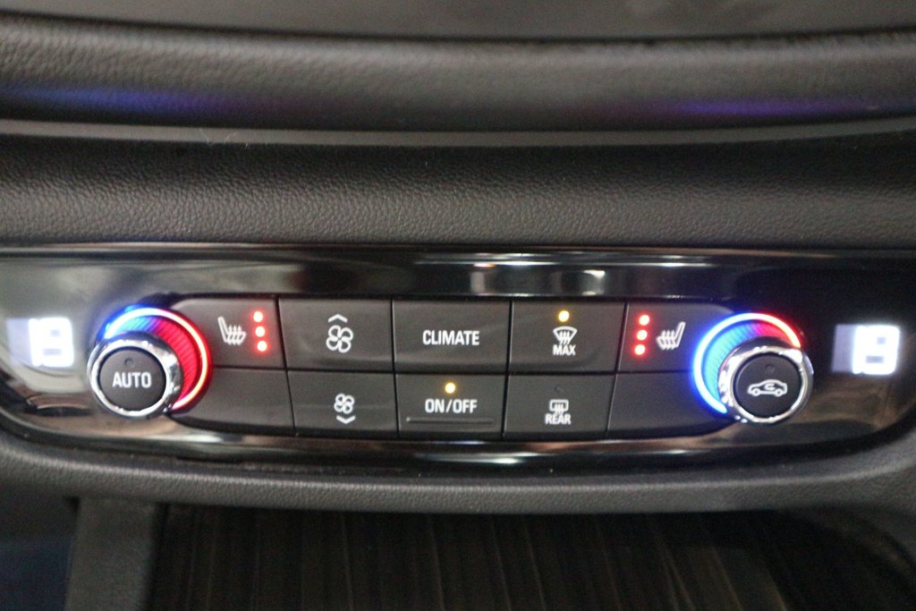 Buick Regal Sportback Essence*TOIT OUVRANT* 2019 à Quebec, Québec - 24 - w1024h768px
