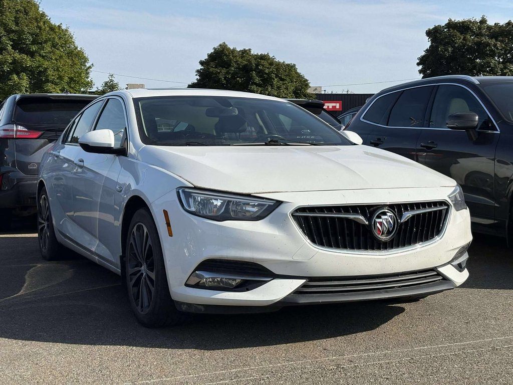 2019 Buick Regal Sportback Essence*TOIT OUVRANT* in Quebec, Quebec - 1 - w1024h768px