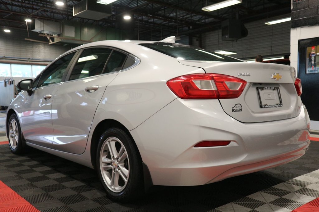 2017 Chevrolet Cruze LT*BLUETOOTH* in Quebec, Quebec - 6 - w1024h768px