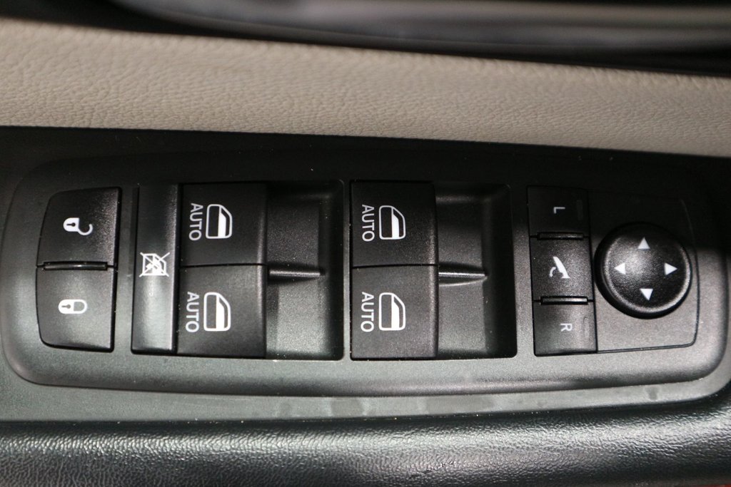 Chrysler Pacifica Hybrid Limited*7 PASSAGERS* 2020 à Québec, Québec - 15 - w1024h768px