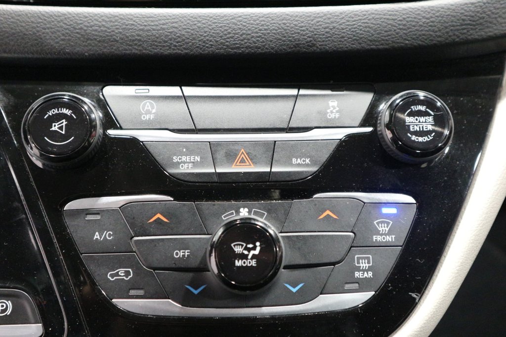 Chrysler Pacifica LX*7 PASSAGERS* 2017 à Quebec, Québec - 21 - w1024h768px