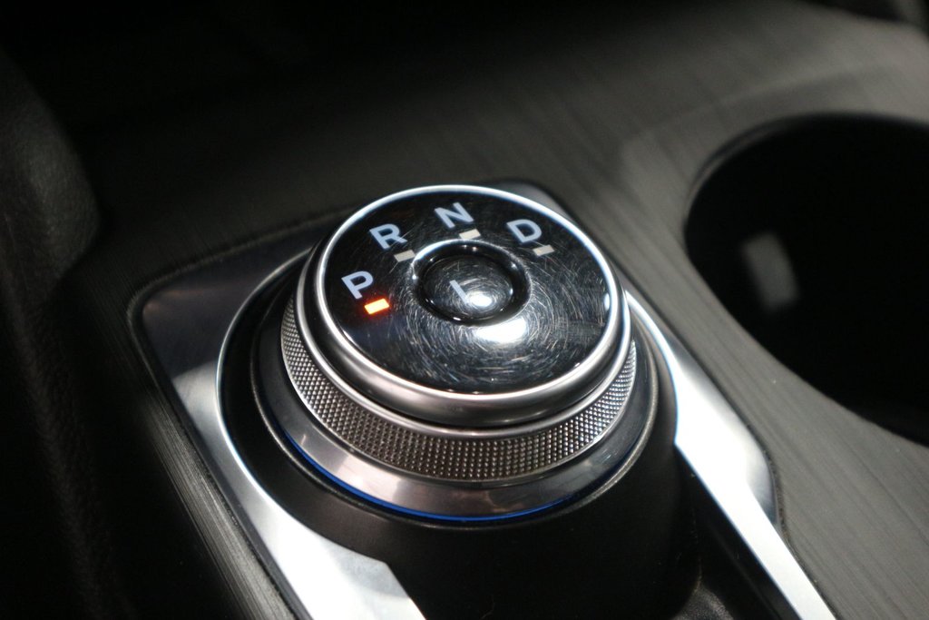 2021 Ford Escape Titanium Hybrid*JAMAIS ACCIDENTÉ* in Quebec, Quebec - 25 - w1024h768px